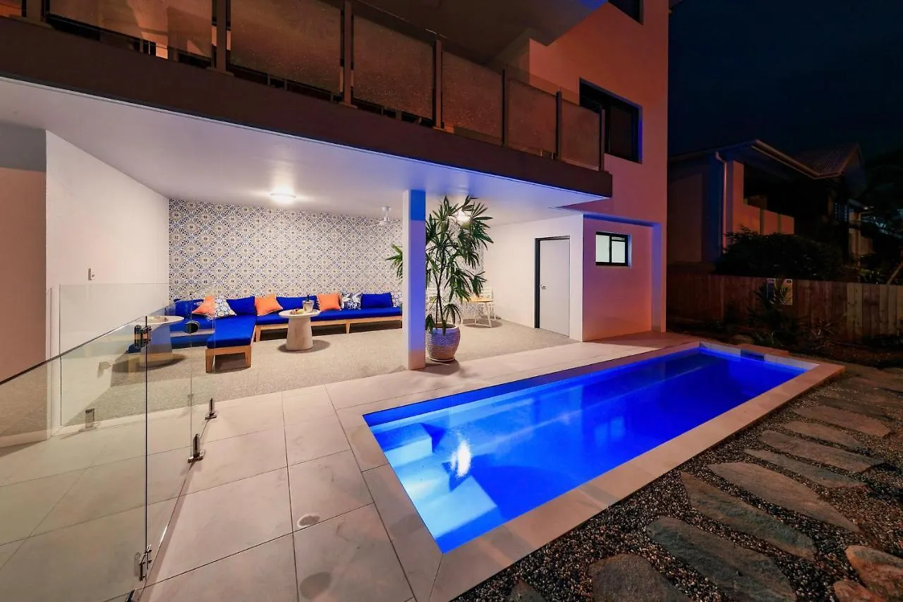 Valle Vista Luxury Apartments Cairns Australia